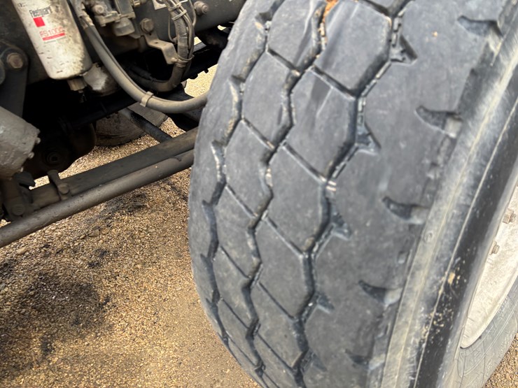 2004-kenworth-w900-image-95