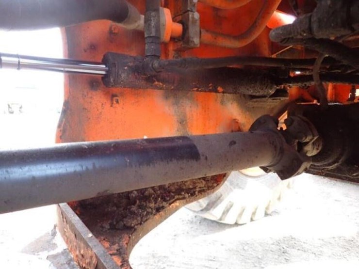 2010-doosan-dl250-image-48