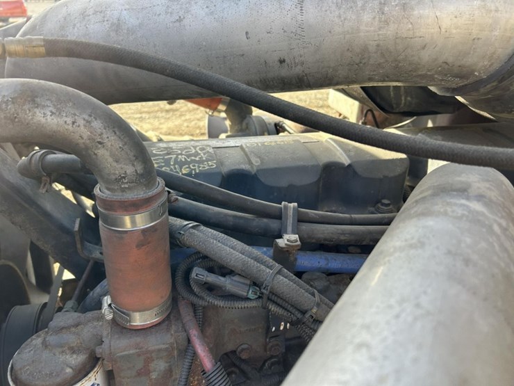 2003-massey-ferguson-8-image-46