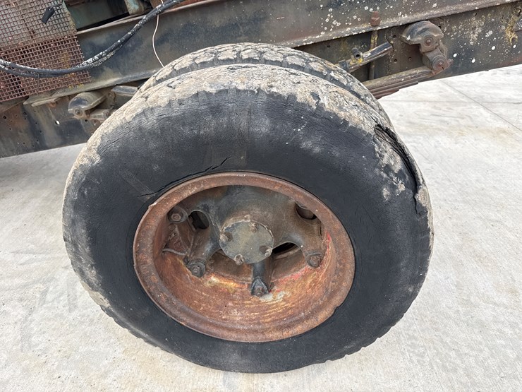 massey-ferguson-8-image-32