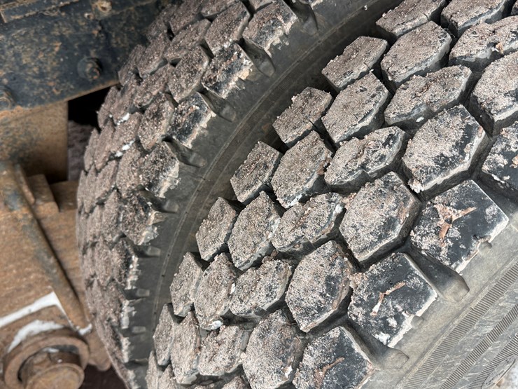 #1056-•-1989-mack-quad-axle-dump-truck-image-66