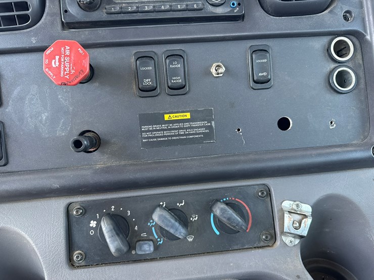 #1070-•-2012-freightliner-boom/crane-truck-image-47