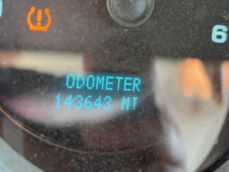 2012-gmc-sierra-2500-image-17