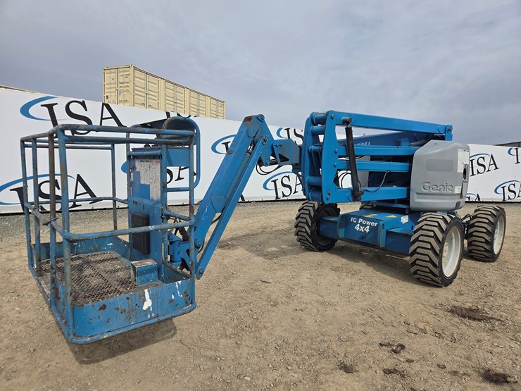 2005-massey-ferguson-8-image-5