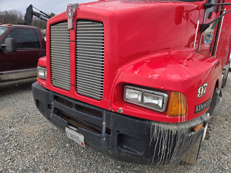 2005-kenworth-t600-image-10