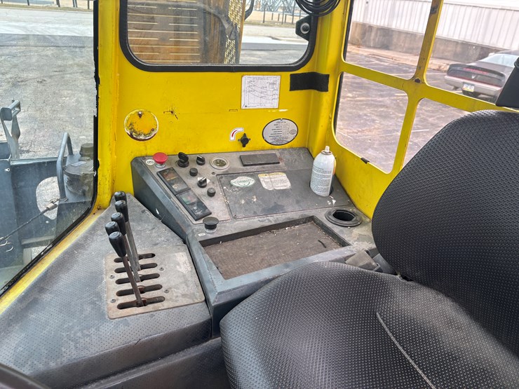 #1869-•-2012-combilift-cl-8011-multi-directional-forklift-image-39