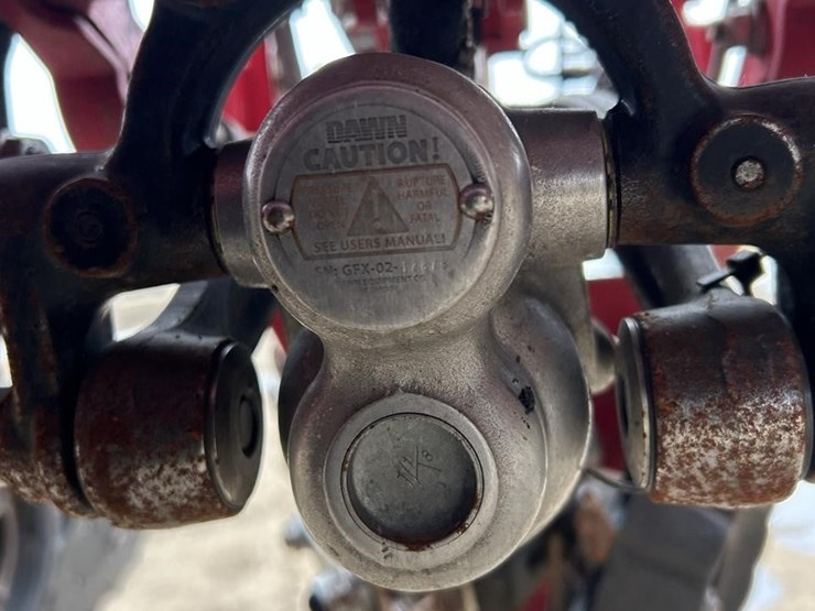 2014-white-9824-image-25