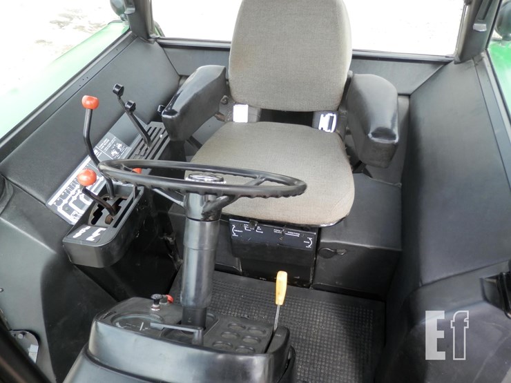 john-deere-4240-image-15