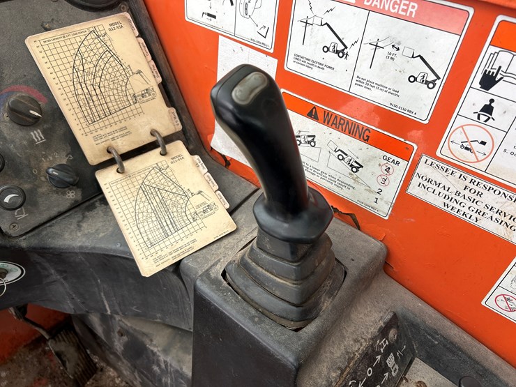 2006-jlg-g12-55a-image-56