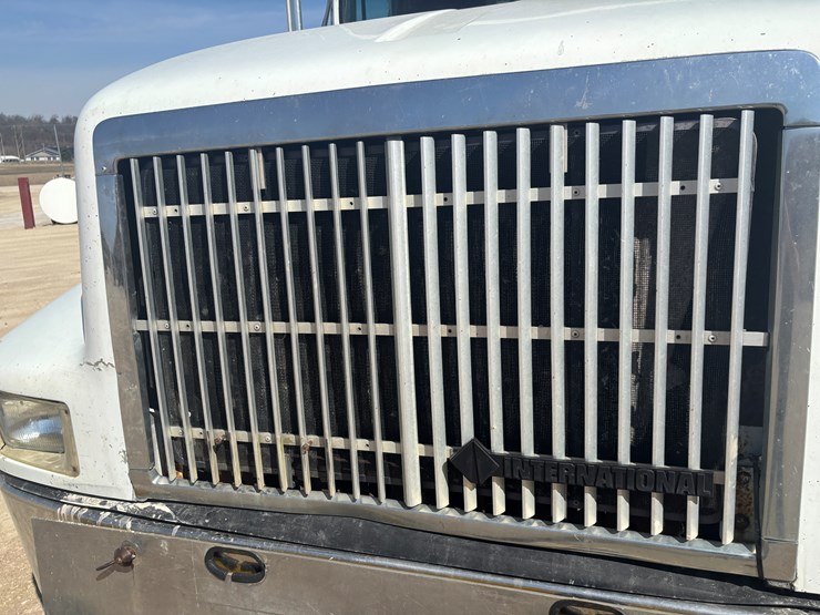 1994-international-9400-image-13