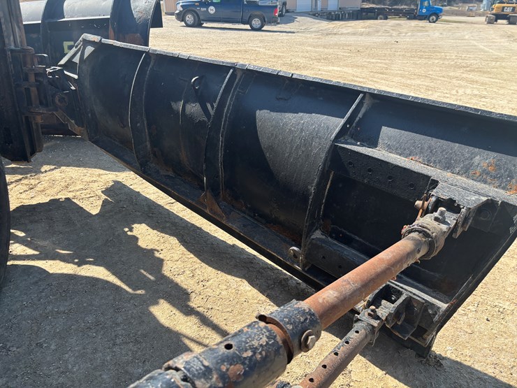 2006-international-7600-image-120