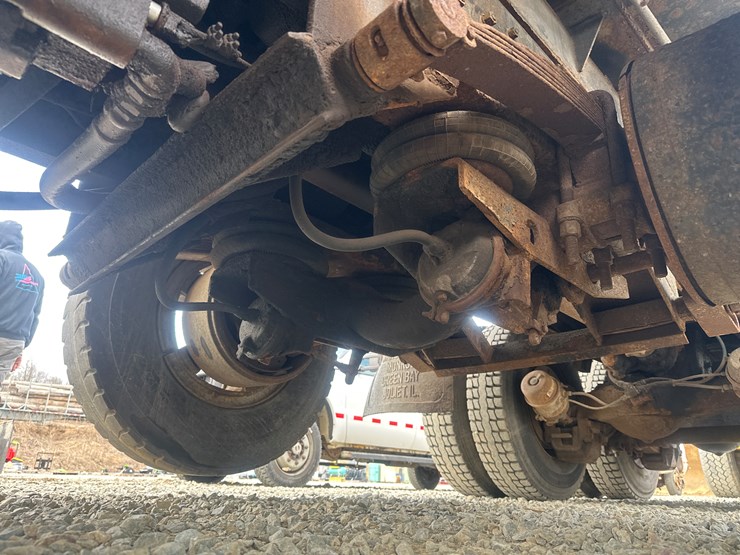 1986-mack-dm686s-image-47