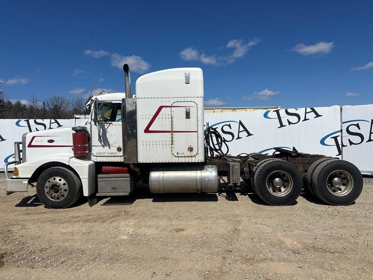 1994-peterbilt-359-image-2