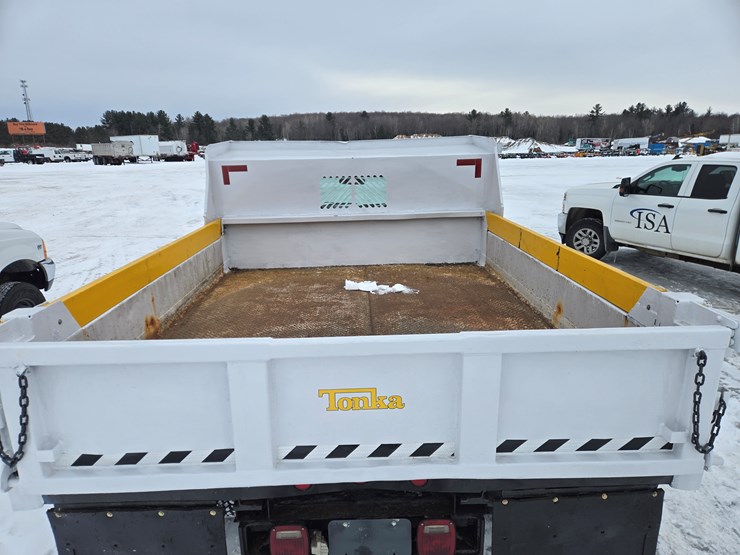 2001-ford-f350-image-26