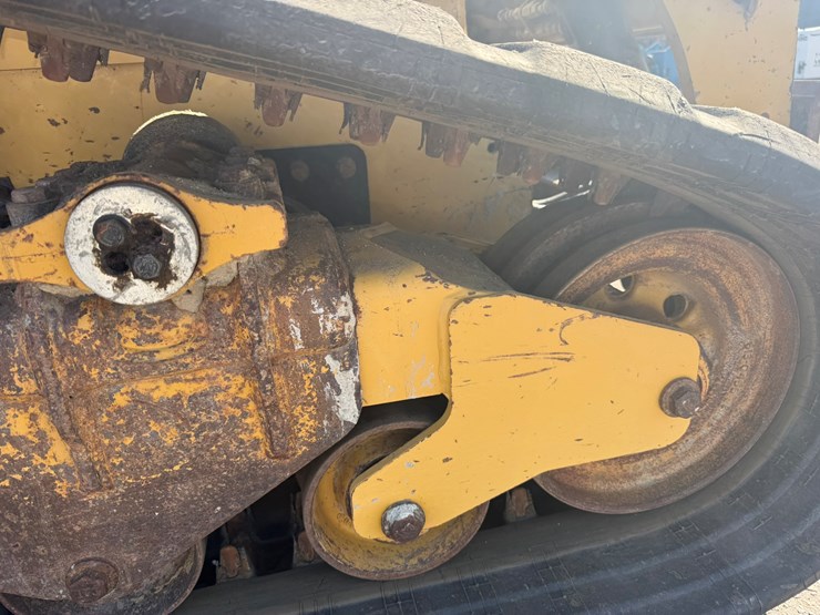 caterpillar-289d-image-43