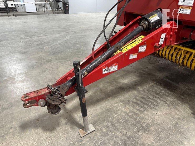 2015-new-holland-roll-belt-450-image-17