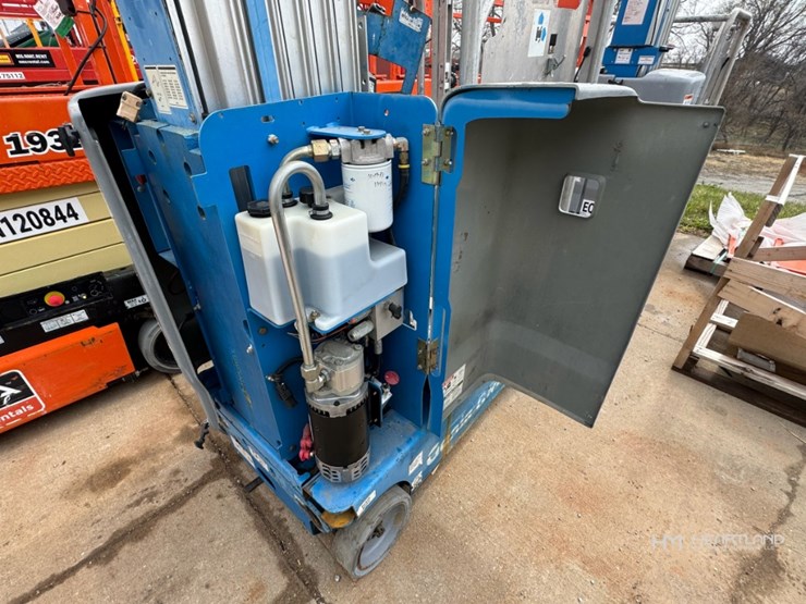 2013-genie-gr20-image-5