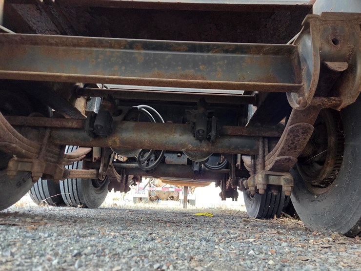 #2358-•-2006-iron-steer-8r20hdi-roll-off-trailer-image-20