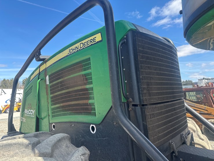 2011-deere-1270e-image-23