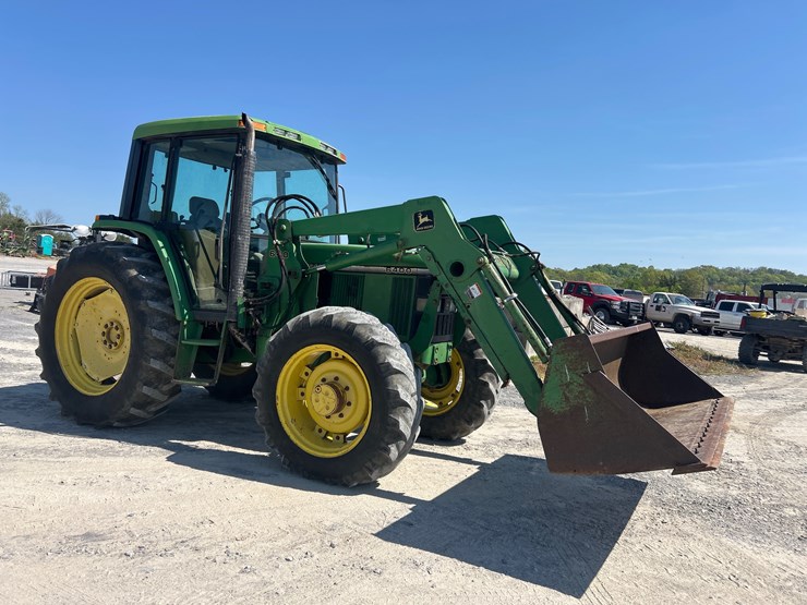 john-deere-6400-image-4