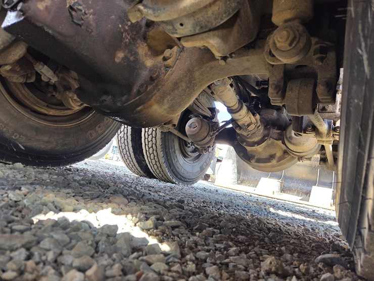 2005-massey-ferguson-8-image-41