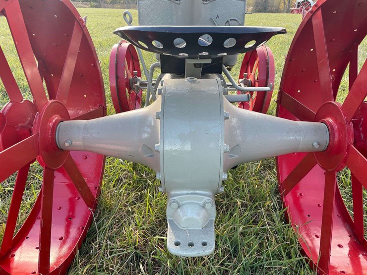 1918-fordson-tractor-image-50