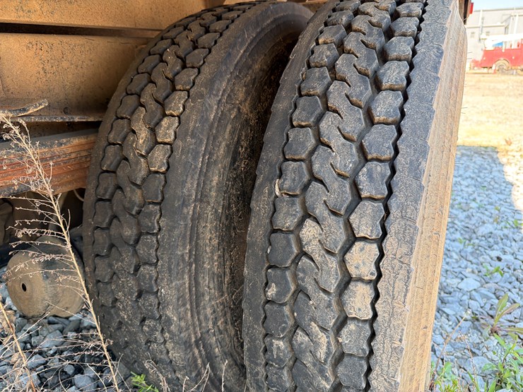 2003-caterpillar-c7-image-46