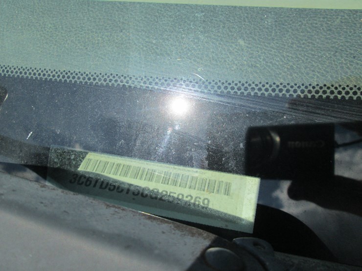 2012-dodge-2500-image-38