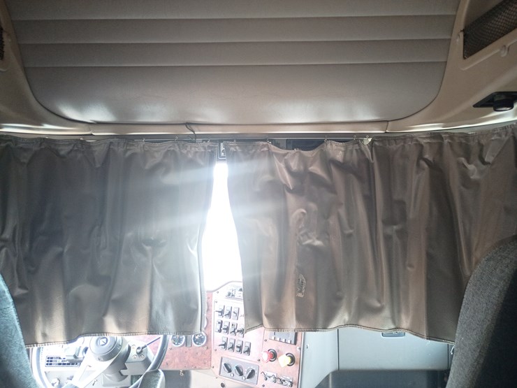 2000-international-9200i-image-45