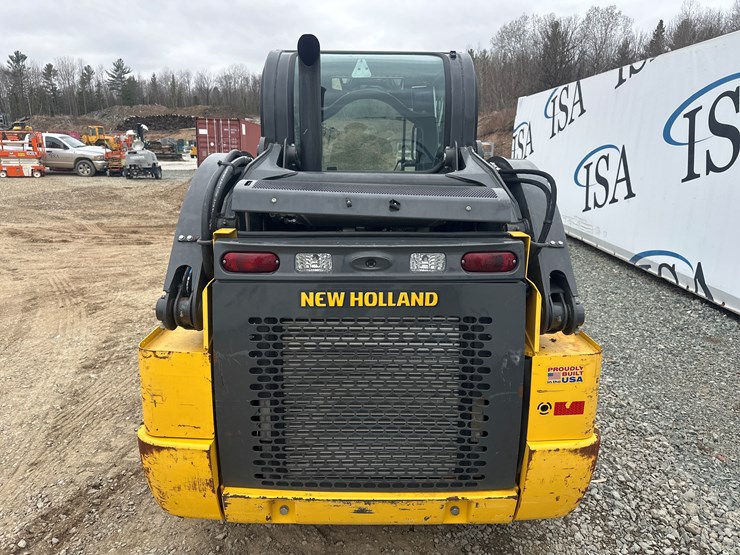 new-holland-l320-image-4