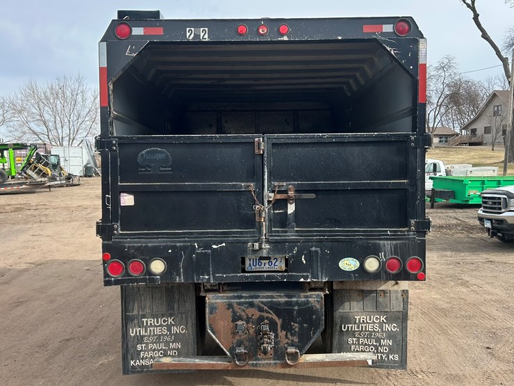 1996-international-4700-image-3