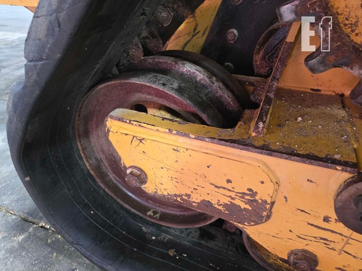 2022-caterpillar-289d3-image-36