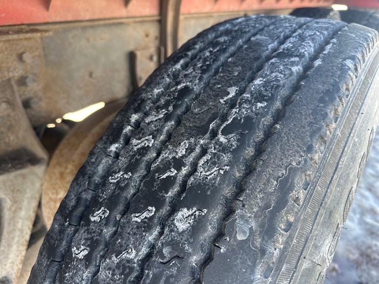 1986-international-f9370-image-64