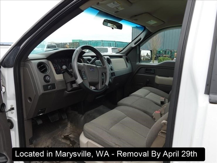 2010-ford-f150-xl-image-2