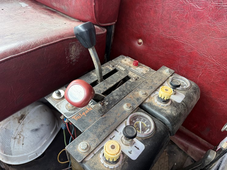 #2016-•-1990-western-star-quad-axle-dump-truck-image-50