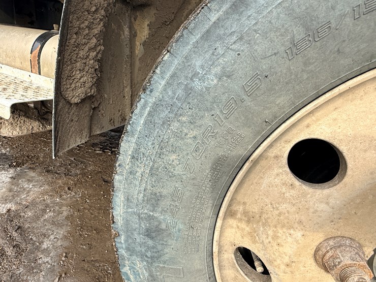 2004-caterpillar-c7-image-61