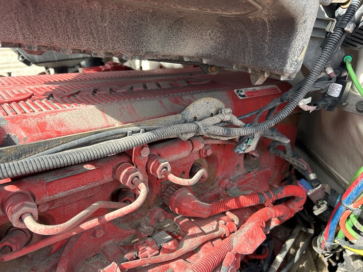 2017-kenworth-t680-image-70