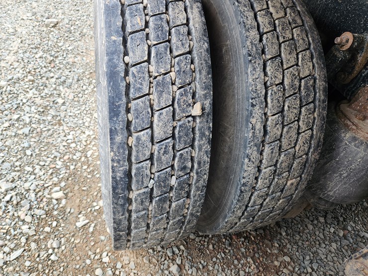 2014-kenworth-t800-image-58