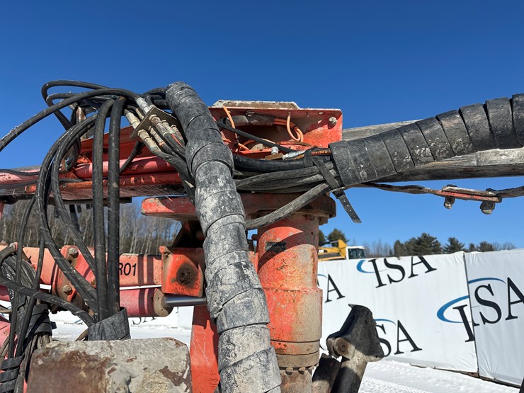 2009-sandvik-dc302r-image-15