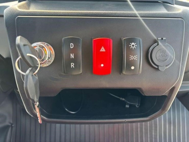 unused-2026-sdlanch-sdlgc80-golf-cart-image-17