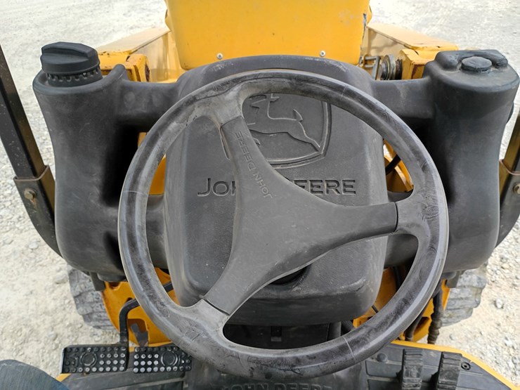 john-deere-110-image-27