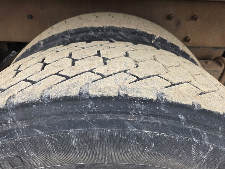 2006-massey-ferguson-8-image-82