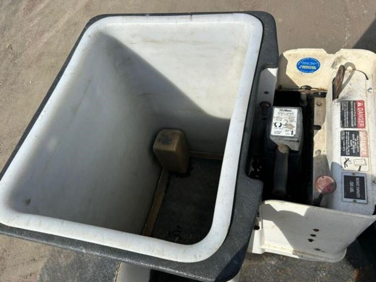 1997-ford-f800-image-73