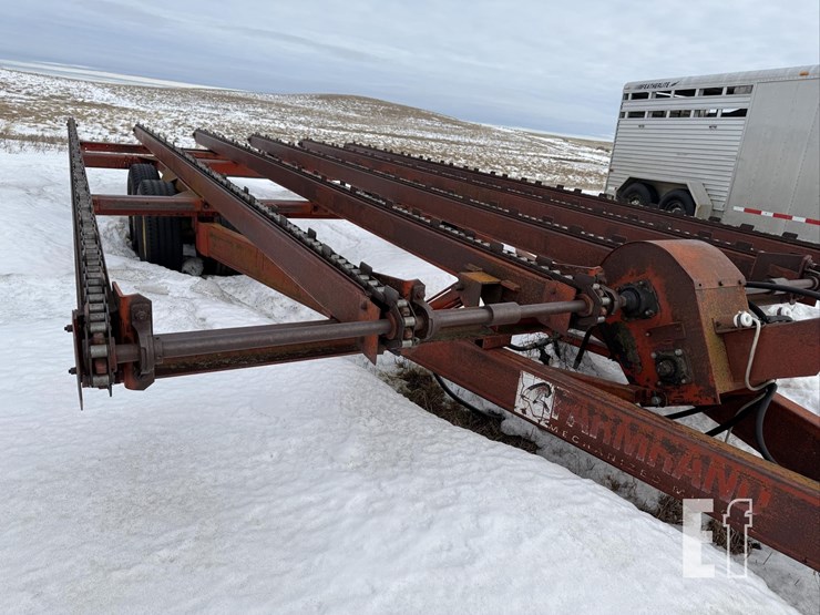 farmhand-12x24-image-15