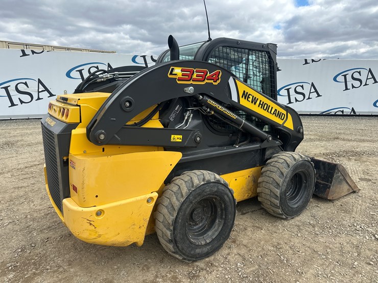 2021-new-holland-l334-image-5