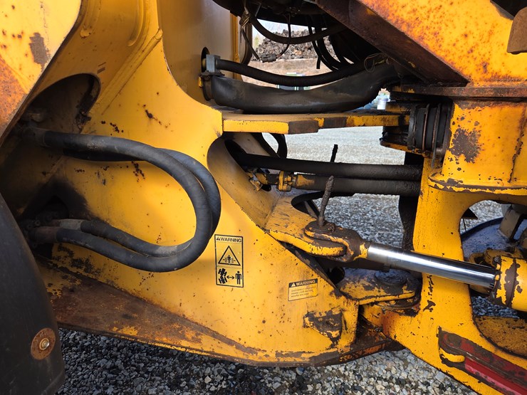 volvo-l120d-image-23