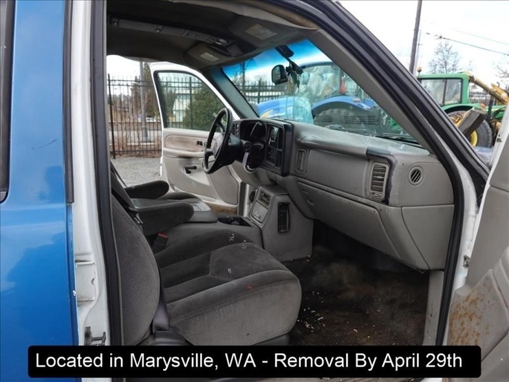 2002-chevrolet-3500-image-6