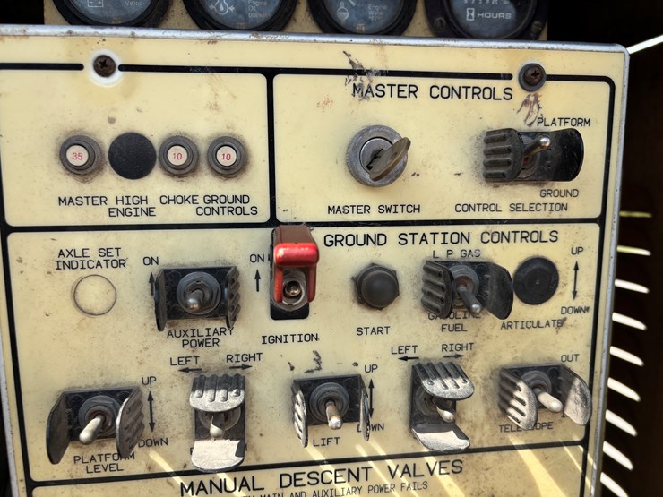 1996-jlg-40h-image-26