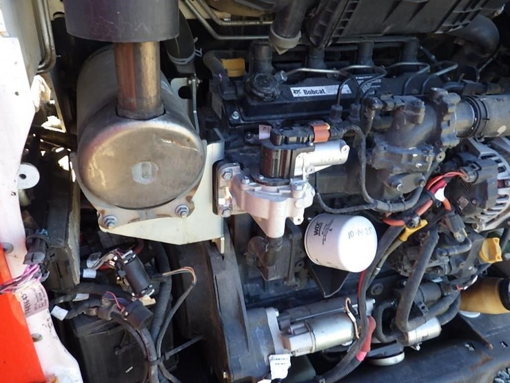 2021-bobcat-s450-image-11