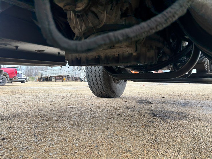 2004-kenworth-w900-image-91